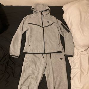 Nike Tech Fleece set